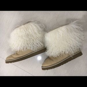 Ugg size 8 Sherpa boots